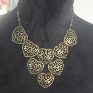 Vintage-Inspired Filigree Heart Statement Necklace in Antique Gold